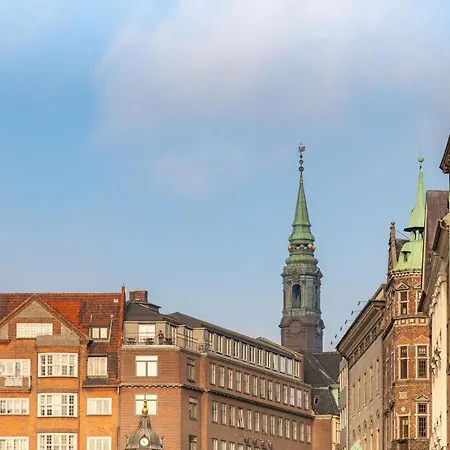 Tivoli 2 - Spacious 3 Bedroom Near Tivoli * Copenhagen