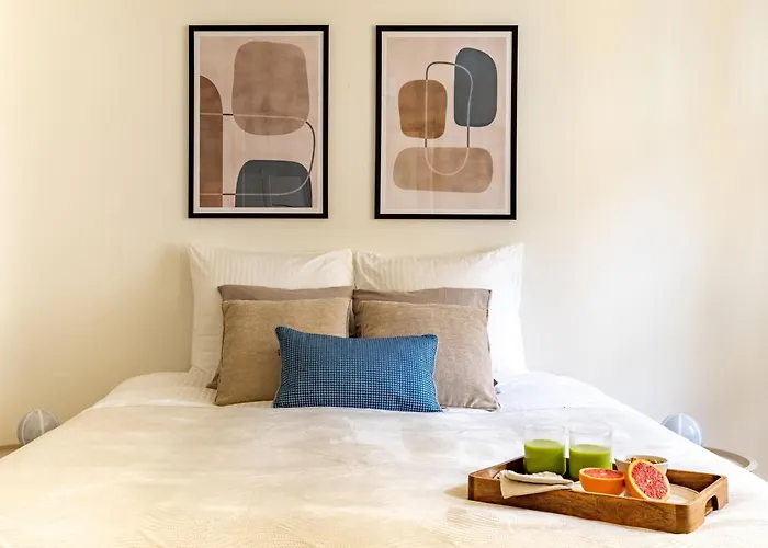 Tivoli 2 - Spacious 3 Bedroom Near Tivoli Copenhagen